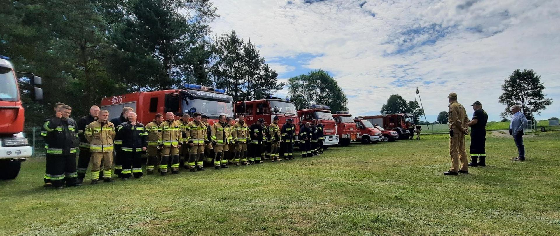 Ćwiczenia pożar lasu w Radzanowie.