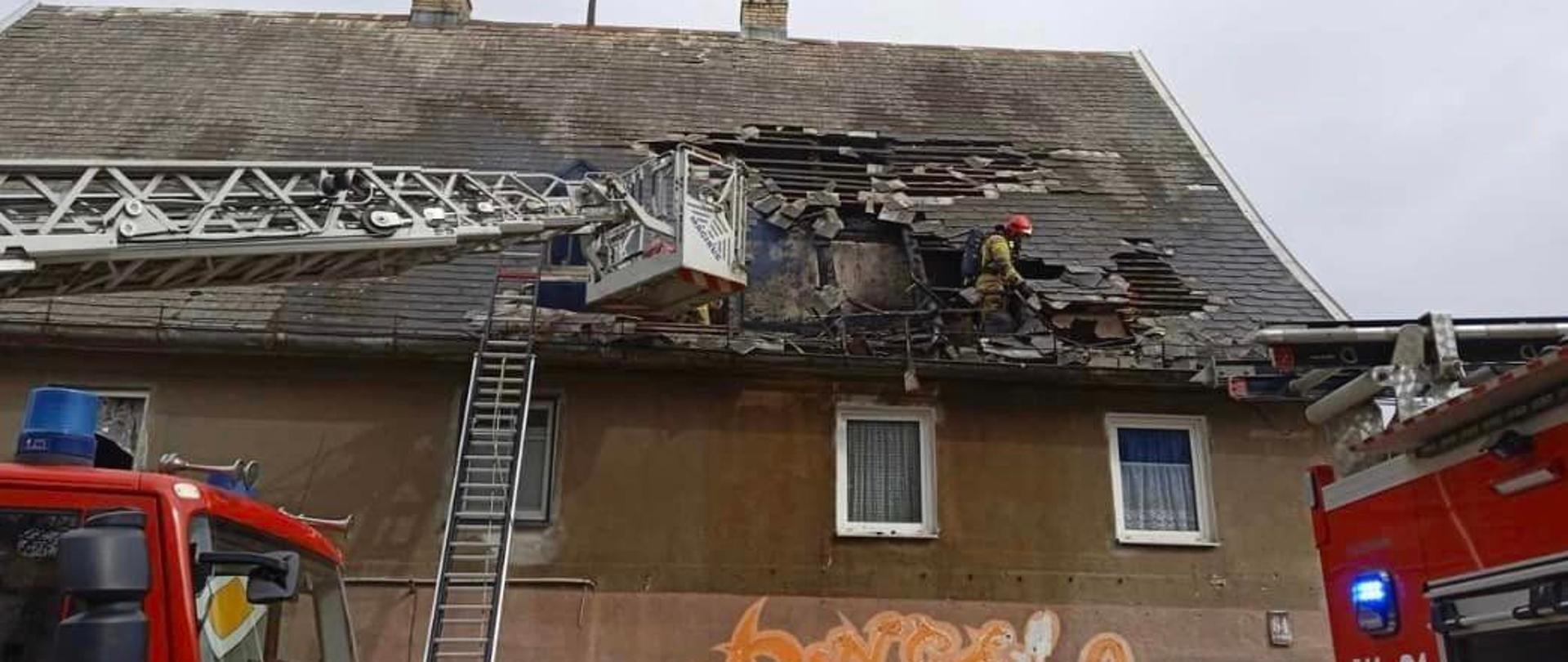 Emerytowany strażaka uratował ludzi z pożaru 