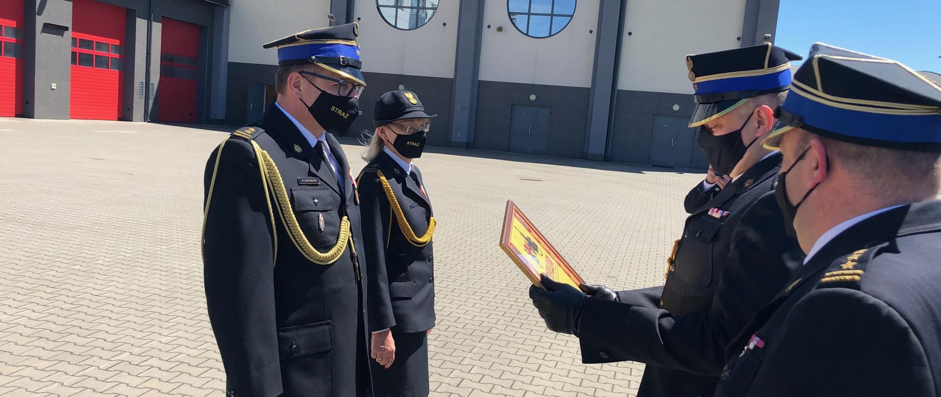 Wręczenie dyplomów Komendanta Głównego.