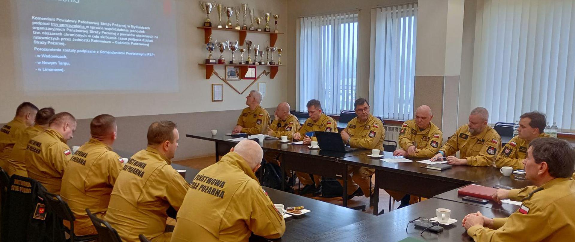 Narada podsumowująca działalność na obszarach chronionych