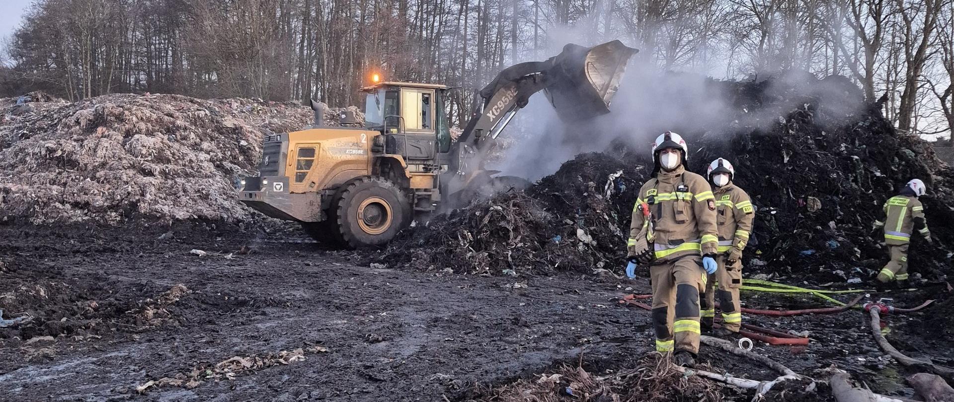 Pożar na składowisku odpadów komunalnych