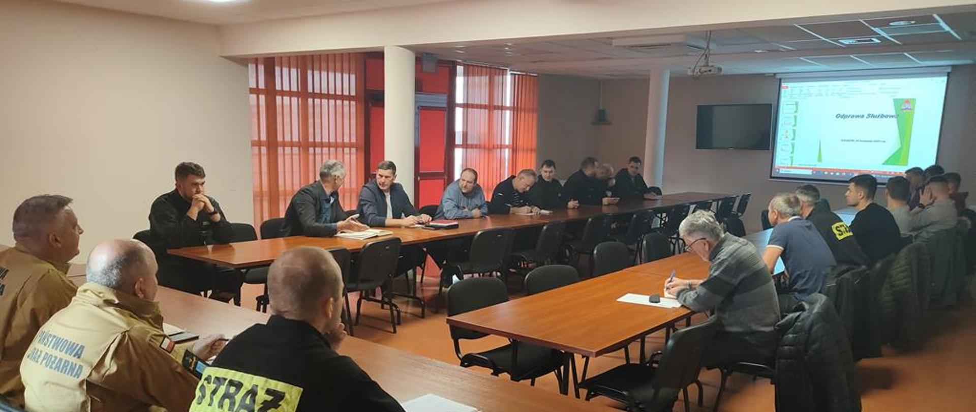 Odprawa służbowa z Komendantami Miejsko-Gminnymi/ Gminnymi ZOSP RP oraz naczelnikami jednostek OSP z KSRG