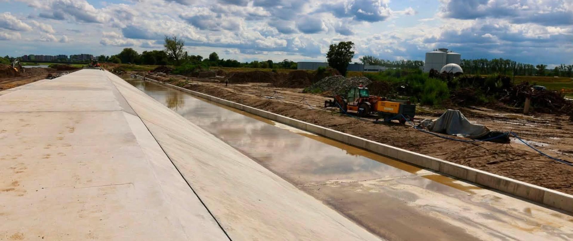 Polder Żelazna wzmacnia ochronę przeciwpowodziową Opola i regionu