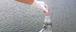 Pobieranie próbki wody z kąpieliska