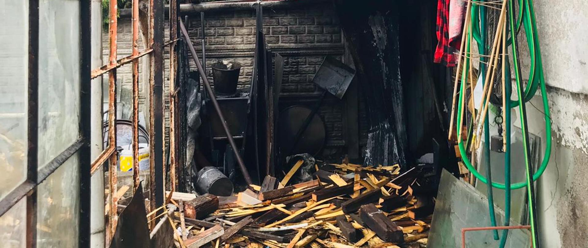 Pożar wiaty garażowej