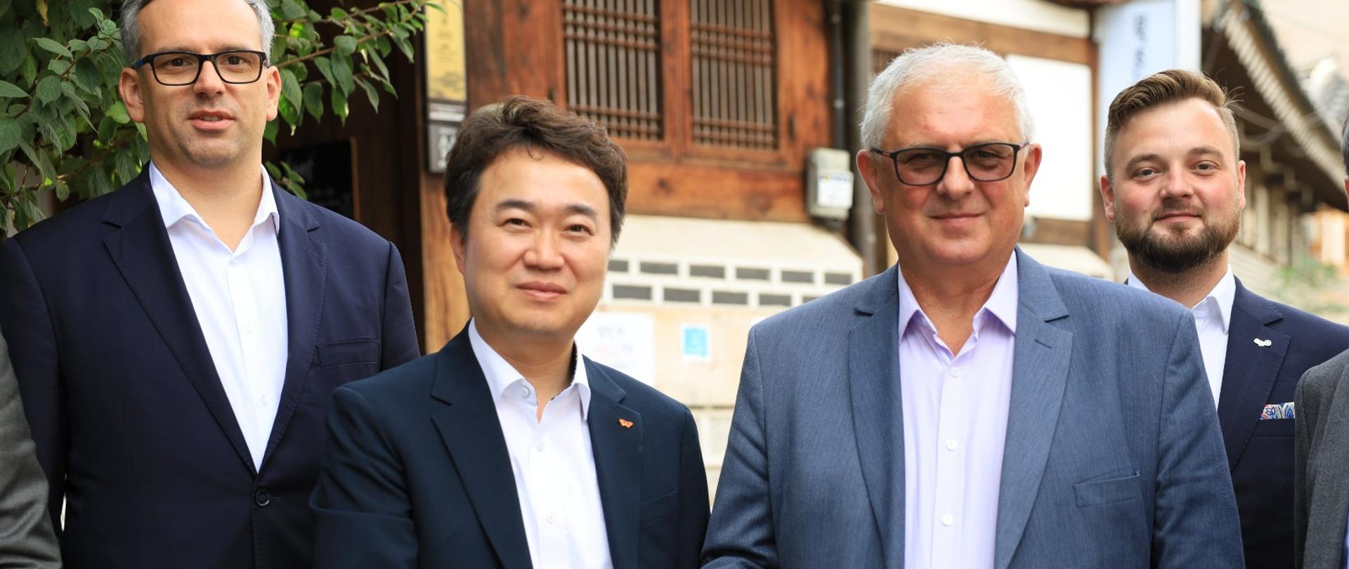 Wiceminister Grzegorz Piechowiak z wizytą w Republice Korei