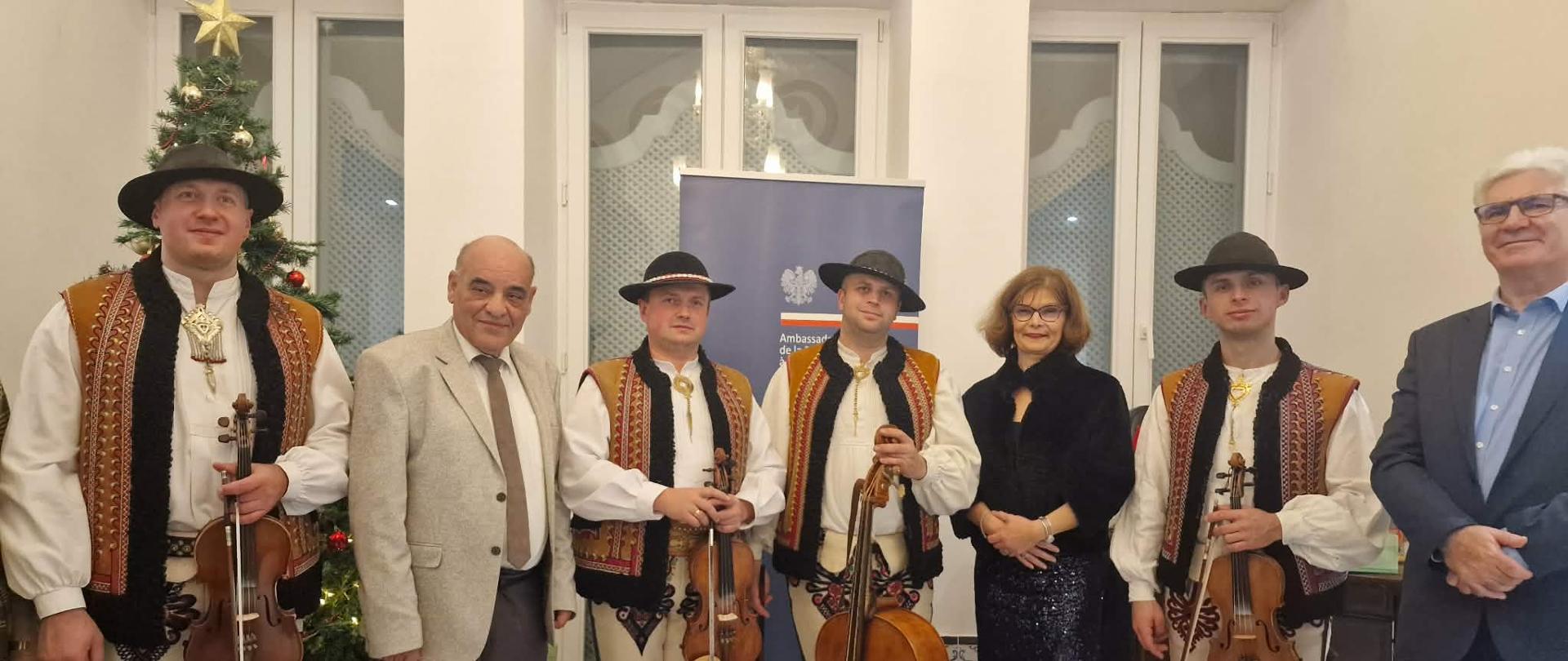 Koncert_kolędowy_w_pałacu_Ahmeda_Beya_-5