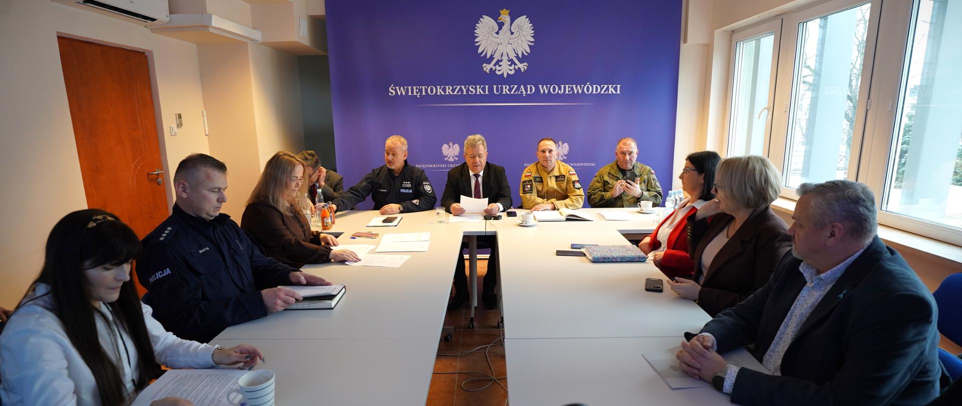 Odprawa z kierownictwem resortu spraw wewnętrznych i administracji