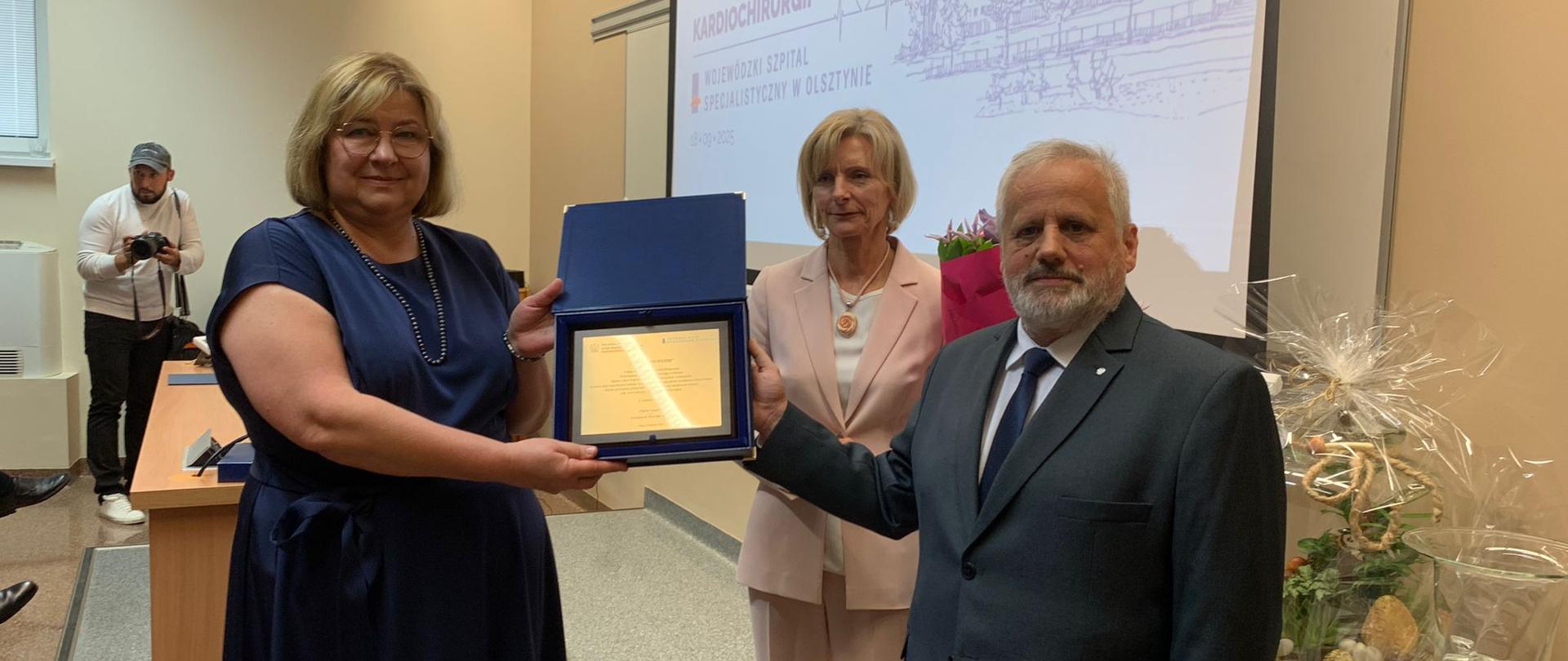 Wicewojewoda Zbigniew Szczypiński wziął udział w uroczystości 20-lecia Oddziału Kardiochirurgicznego w Olsztynie
