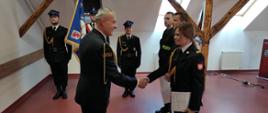 Ślubowanie nowo przyjętych strażaków