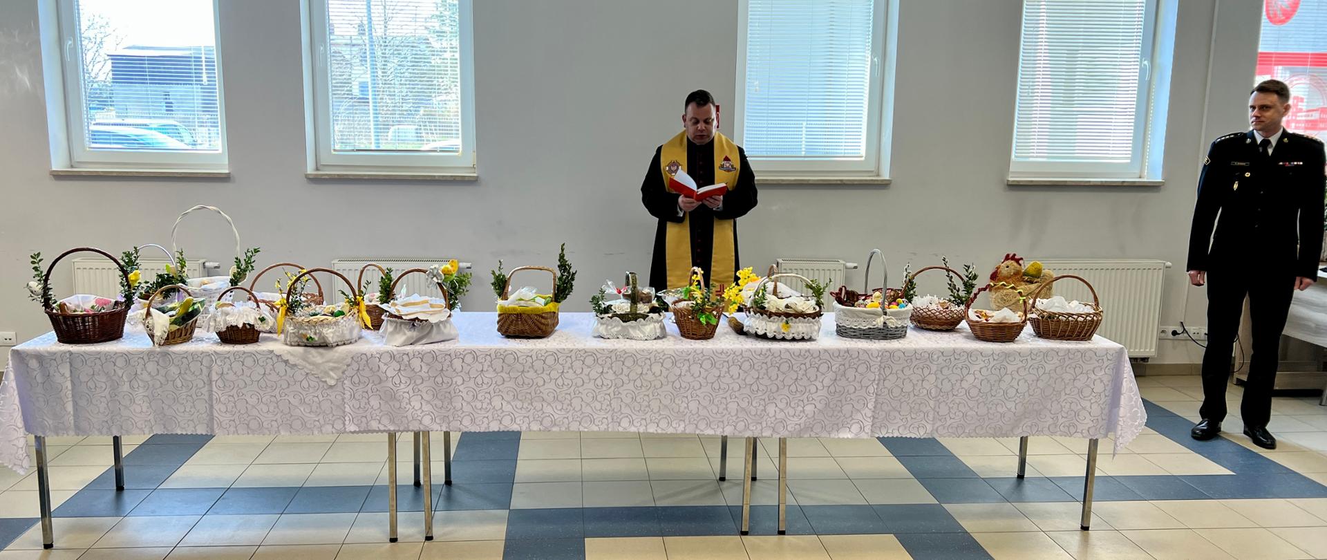 Święcenie pokarmów w KP PSP w Wąbrzeźnie