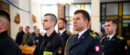 Dzień Strażaka - strażacy w kościele