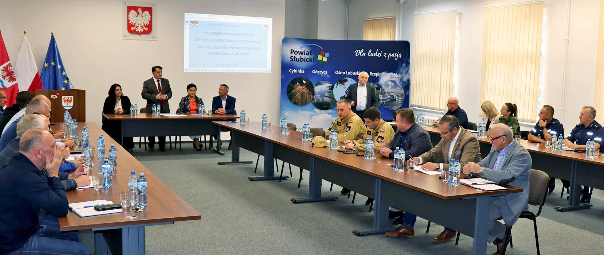 Posiedzenie powiatowego zarządzania kryzysowego