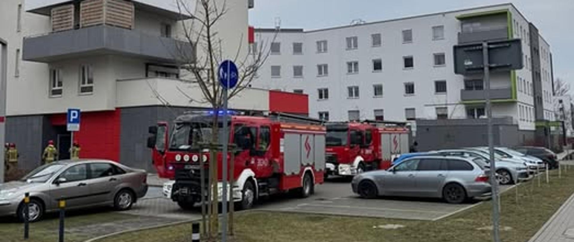 Zadymienie w budynku wielorodzinnym