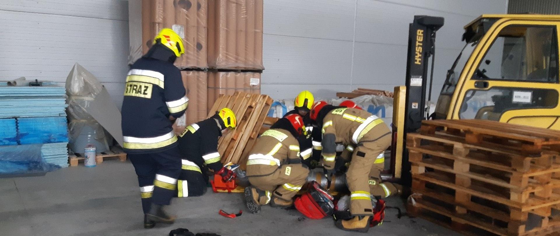 Ćwiczenia na terenie zakładu produkcyjnego KONEKT w miejscowości Łapy – Łynki przy ulicy Przemysłowej 9