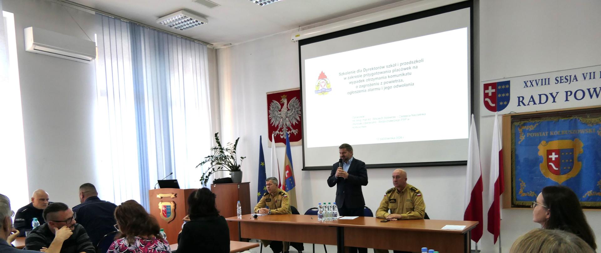 Szkolenie dyrektorów w zakresie miejsc schronienia