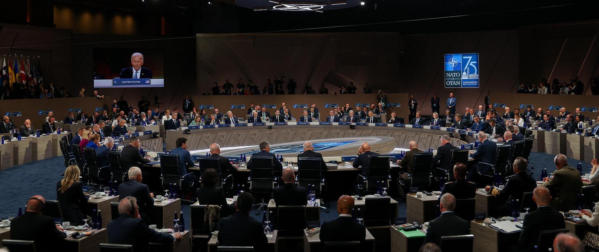 Wicepremier Władysław Kosiniak – Kamysz poinformował o najważniejszych zapisach deklaracji Szczytu Sojuszu Północnoatlantyckiego, która została przyjęta w Waszyngtonie. 