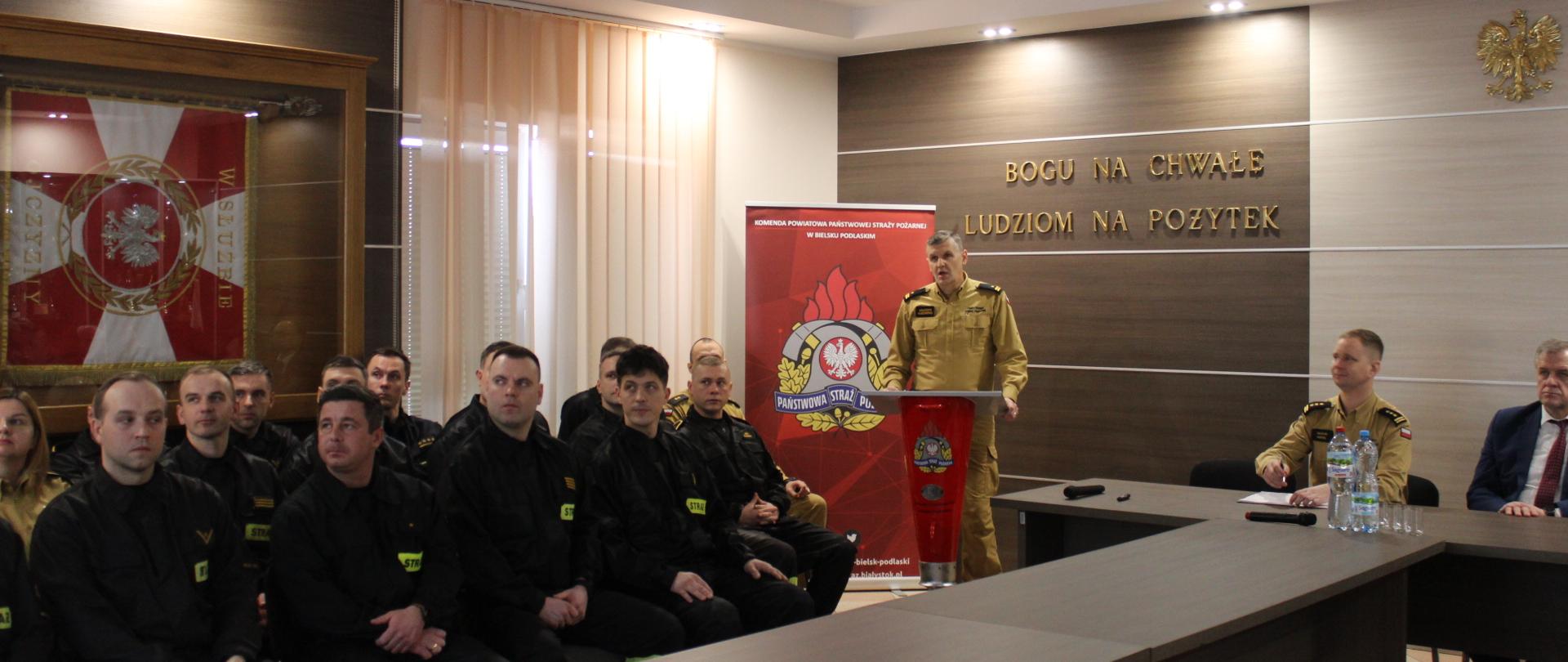 omówienie przez komendanta powiatowego statystyk za 2023 rok