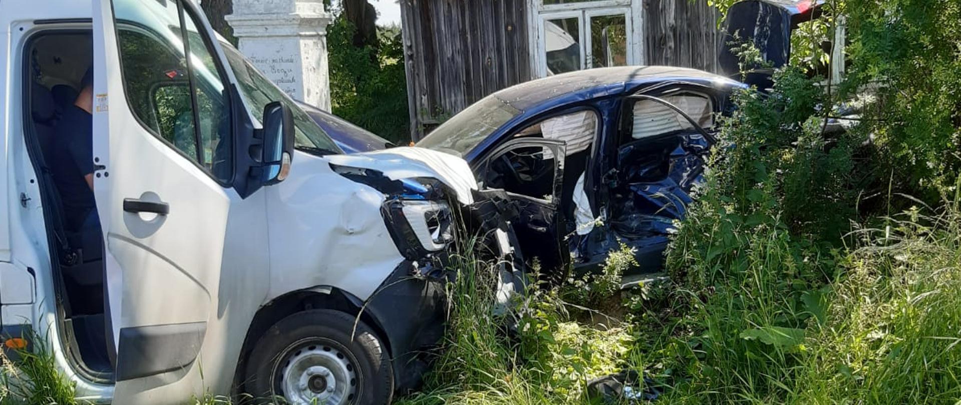 Zderzenie samochodu osobowego z dostawczym