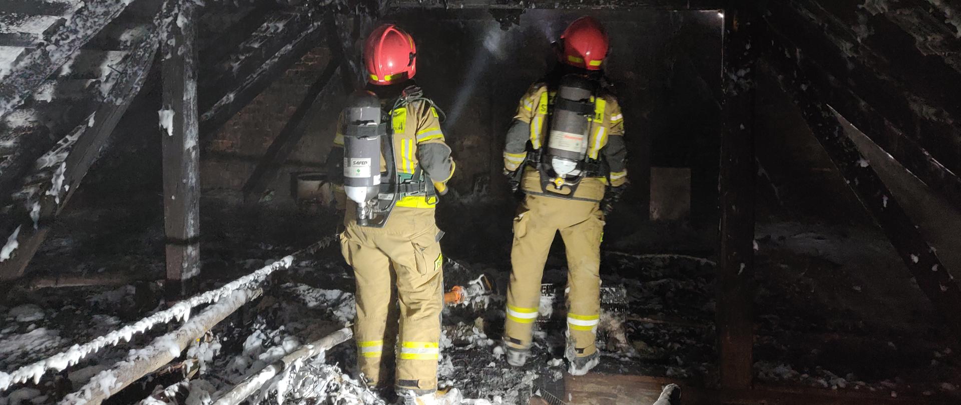 Pozar w budynku jednorodzinnym - Wierzbięcice.