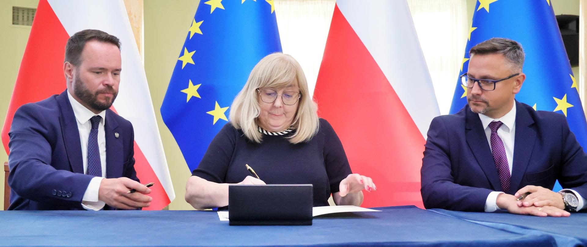 Umowy na wdrożenie przepisów Ustawy o Obronie Ludności i Ochronie Cywilnej podpisane
