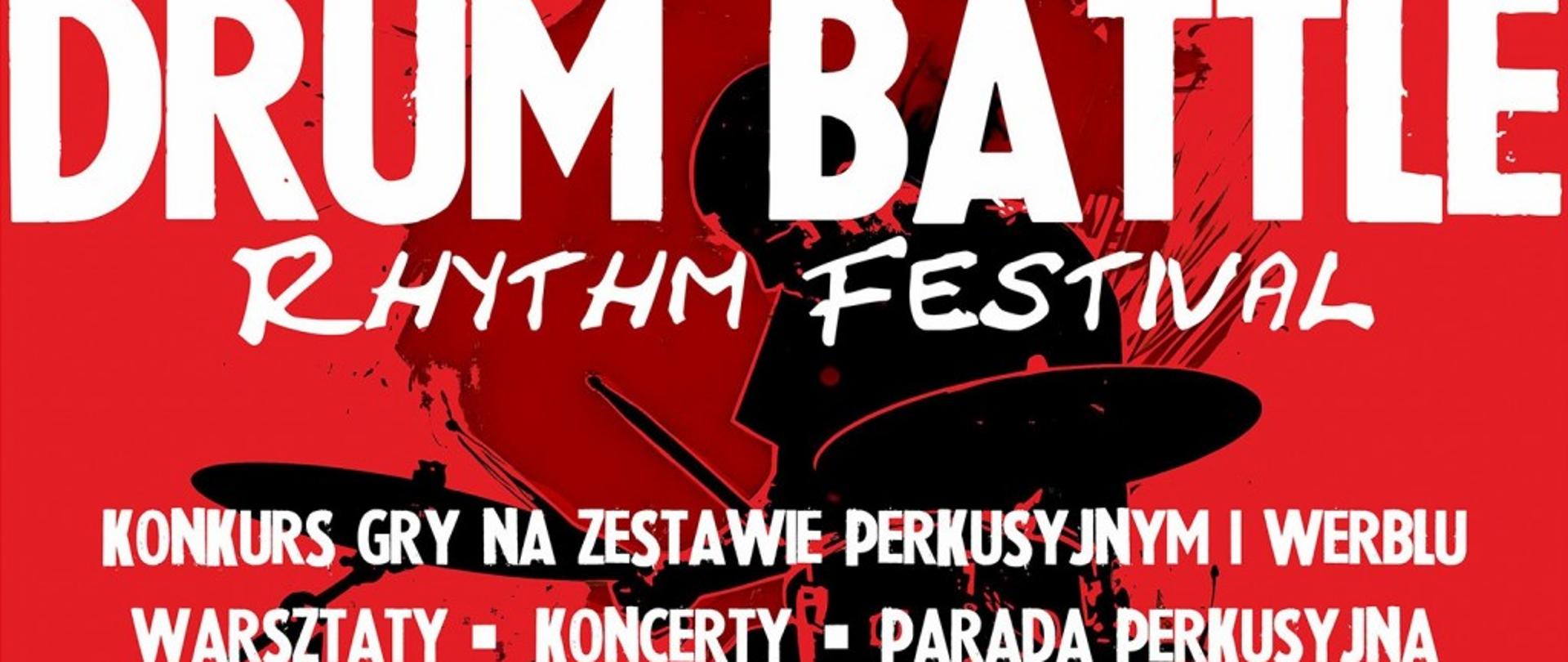 Na czerwonym tle nazwa konkursu i festiwalu białą czcionką, w tle grafika zestawu perkusyjnego oraz postaci grającej na zestawie. 