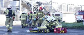 Ćwiczenia ratownicze na terenie zakładu produkcyjnego