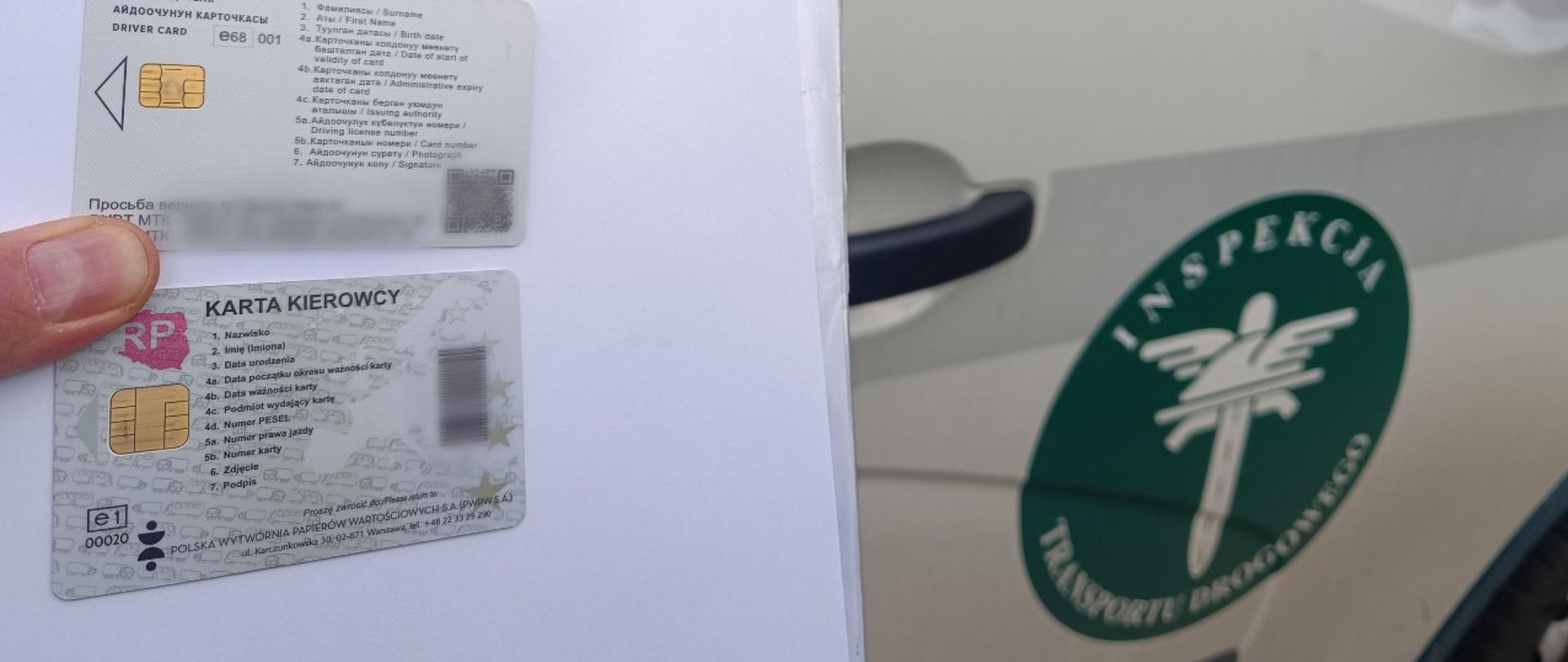 Prowadzący z dwiema aktualnymi kartami kierowcy