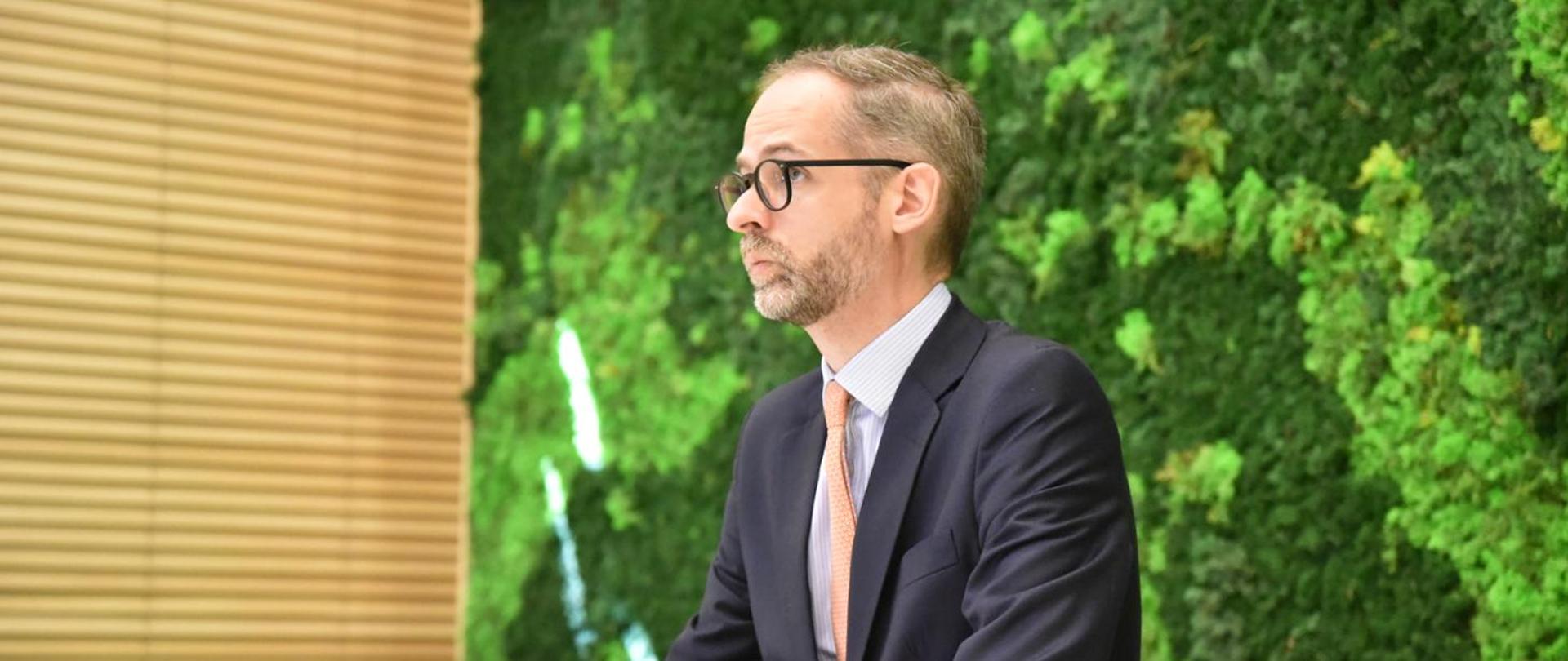 Wiceminister Adam Guibourgé