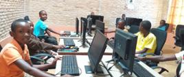 Sala_komputerowa_w_Gitega 2021_1