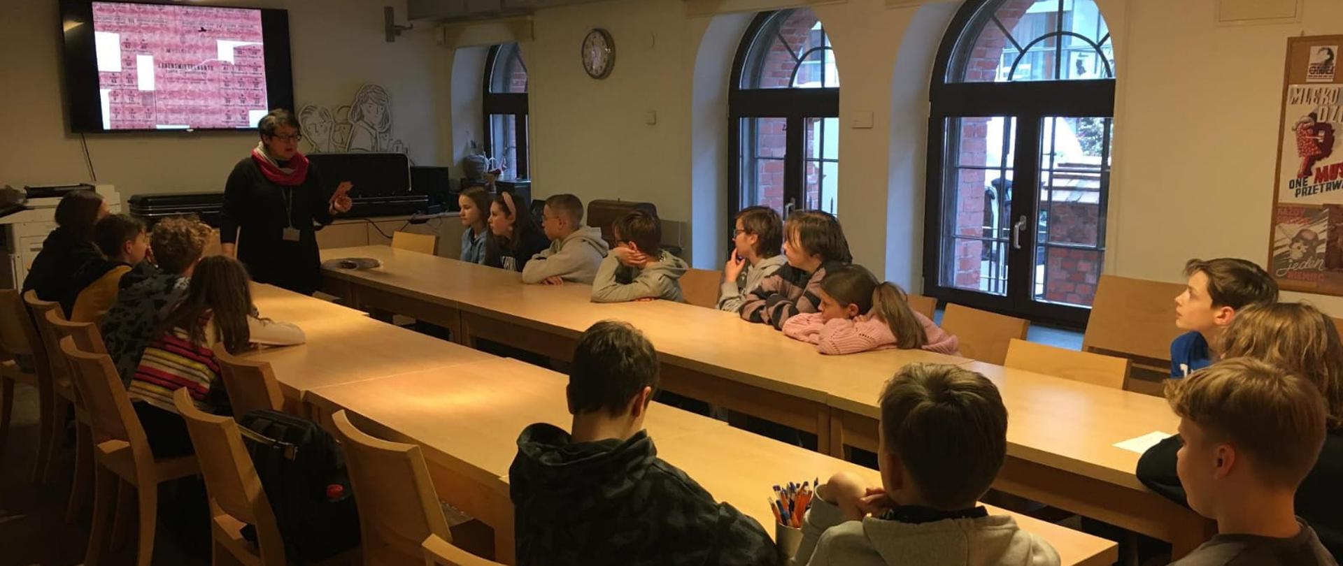 Klasa w Muzeum Powstania Warszawskiego