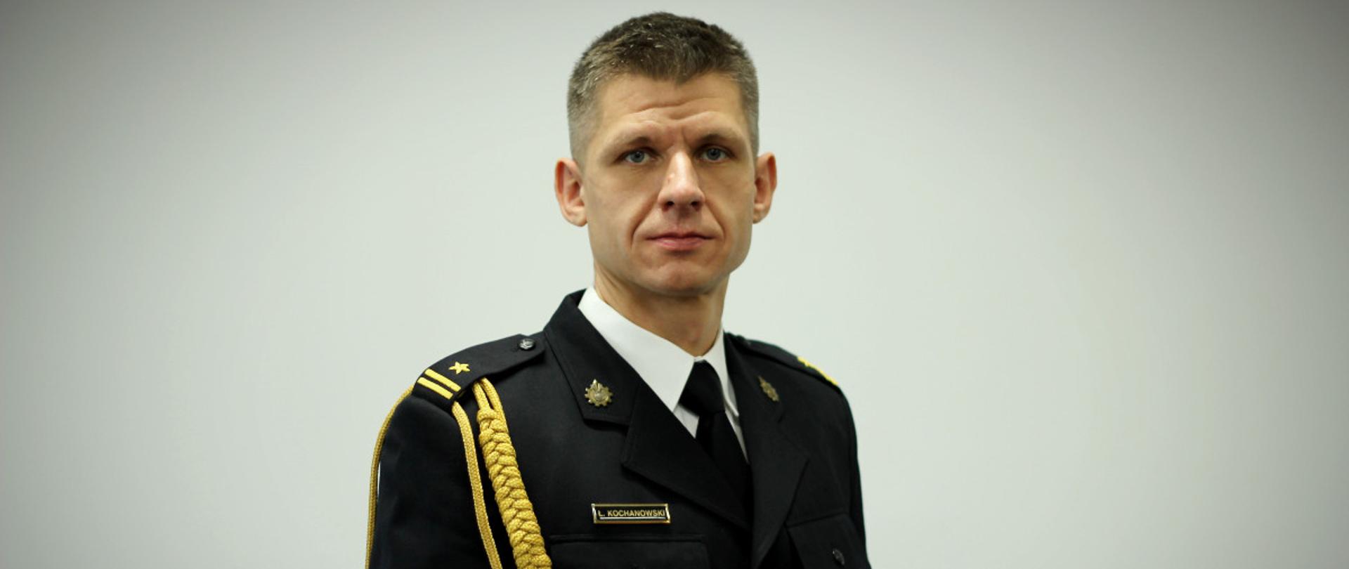 mł. bryg. Łukasz Kochanowski - Naczelnik Wydziału Operacyjnego