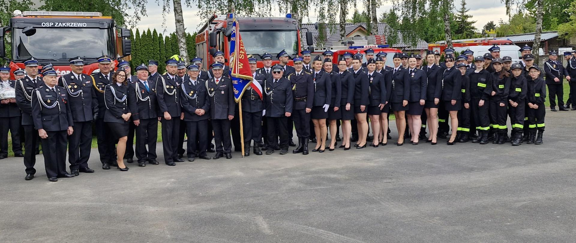 Druhny i druhowie OSP Zakrzewo