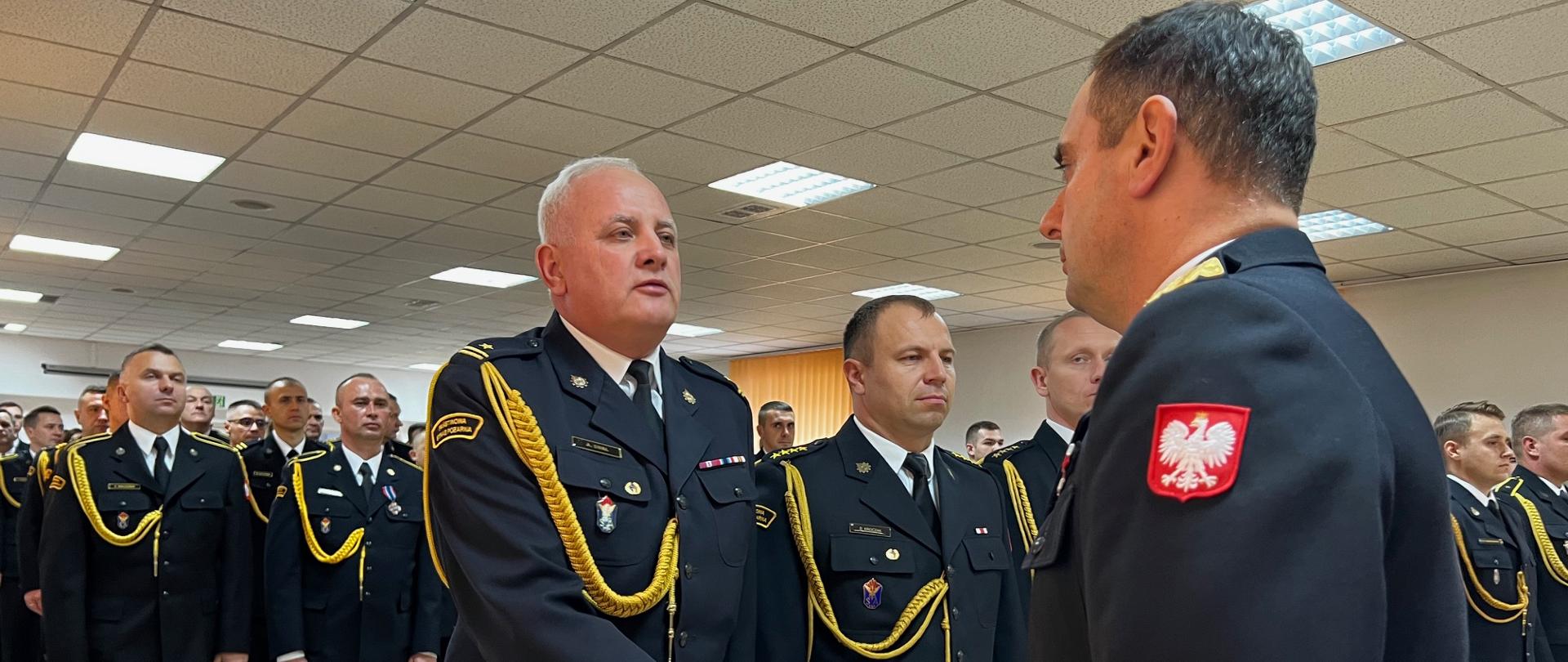 Świętokrzyscy strażacy odebrali awanse i wyróżnienia