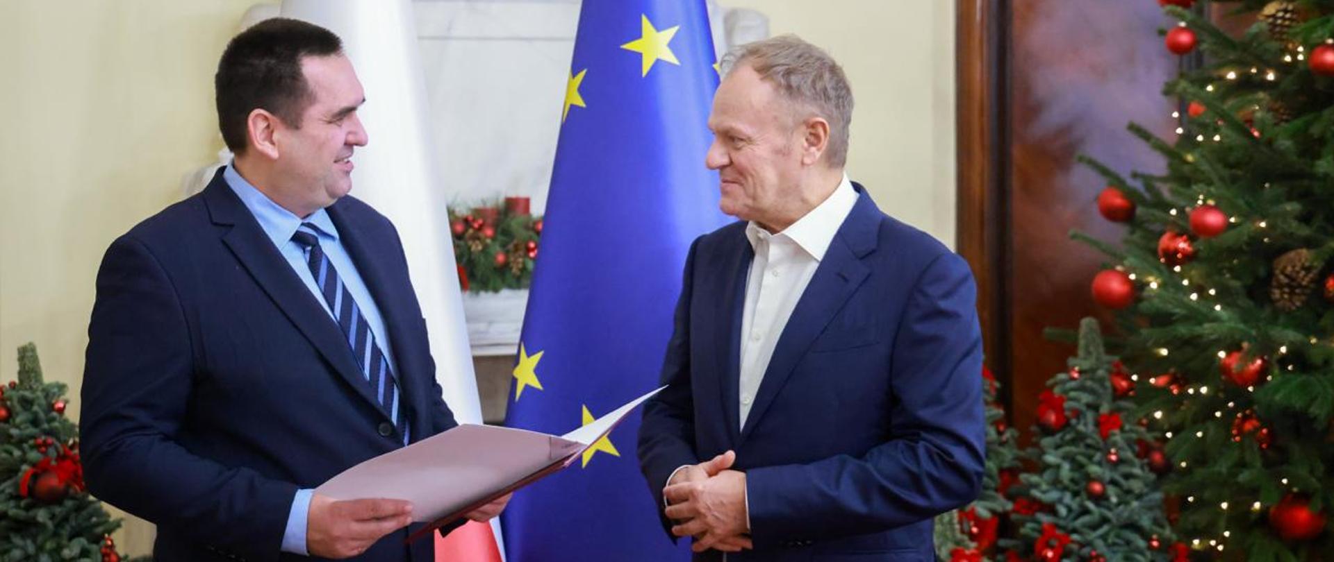 Image_2025-12-11_at_123903