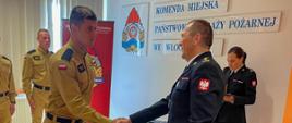 Uroczysta zbiórka z okazji ślubowania nowo przyjętych strażaków