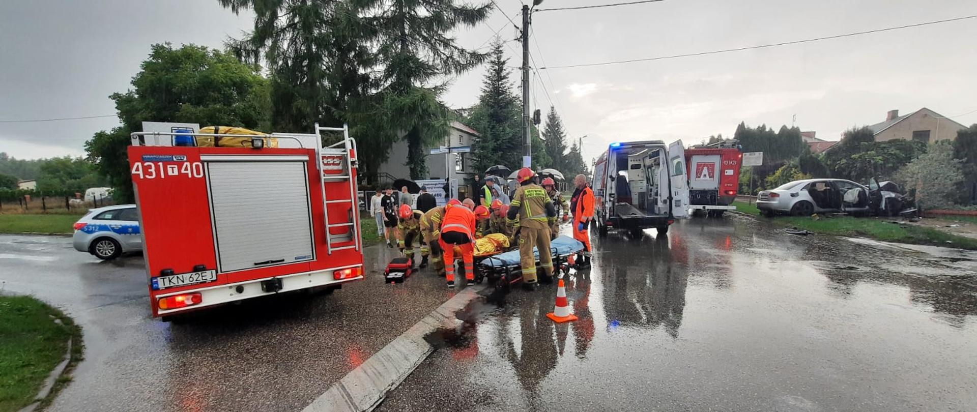 Wypadek dwóch samochodów osobowych