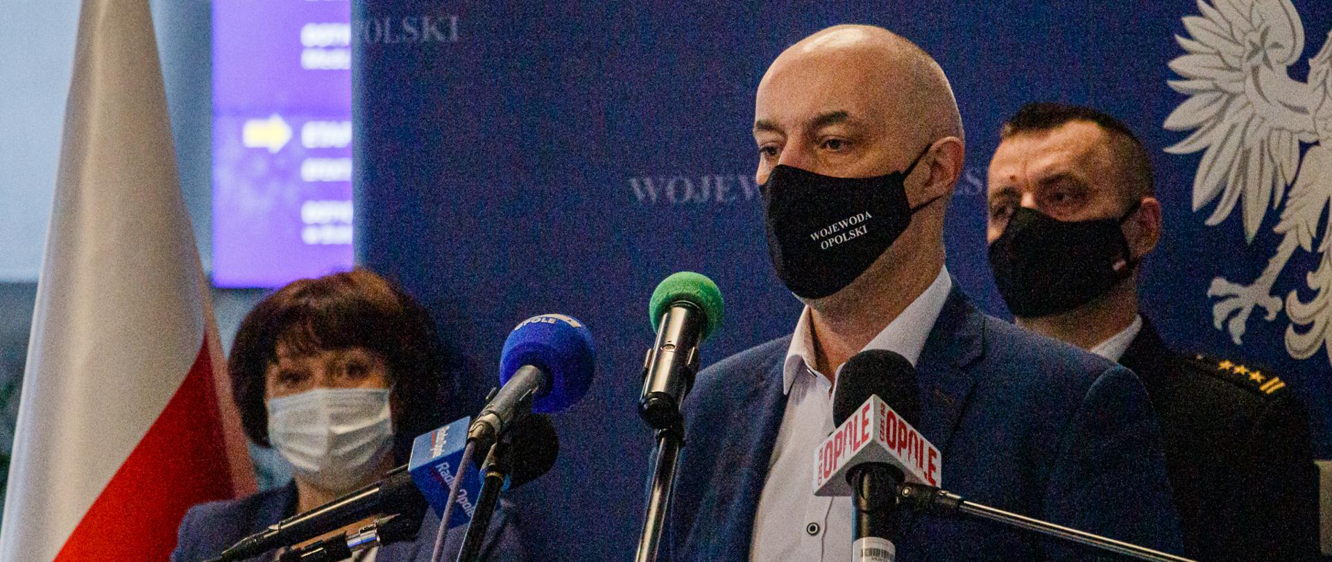 Wojewoda opolski Adrian Czubak