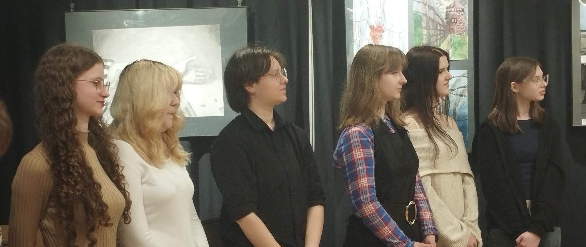 Wyróżnienia w 27 edycji Międzynarodowego Konkursu Plastycznego "Ludzie ludziom zgotowali ten los im. Augusta 