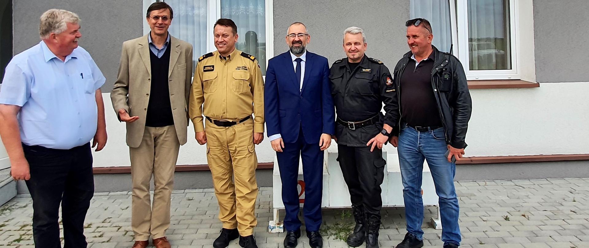 Robocze spotkanie na terenie Aeroklubu Północnego Mazowsza w Przasnyszu