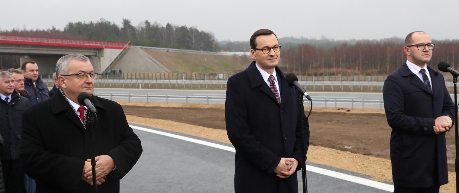 Premier Mateusz Morawiecki wraz z ministrem infrastruktury Andrzejem Adamczykiem uczestniczyli w otwarciu autostradowej obwodnicy Częstochowy w ciągu trasy A1