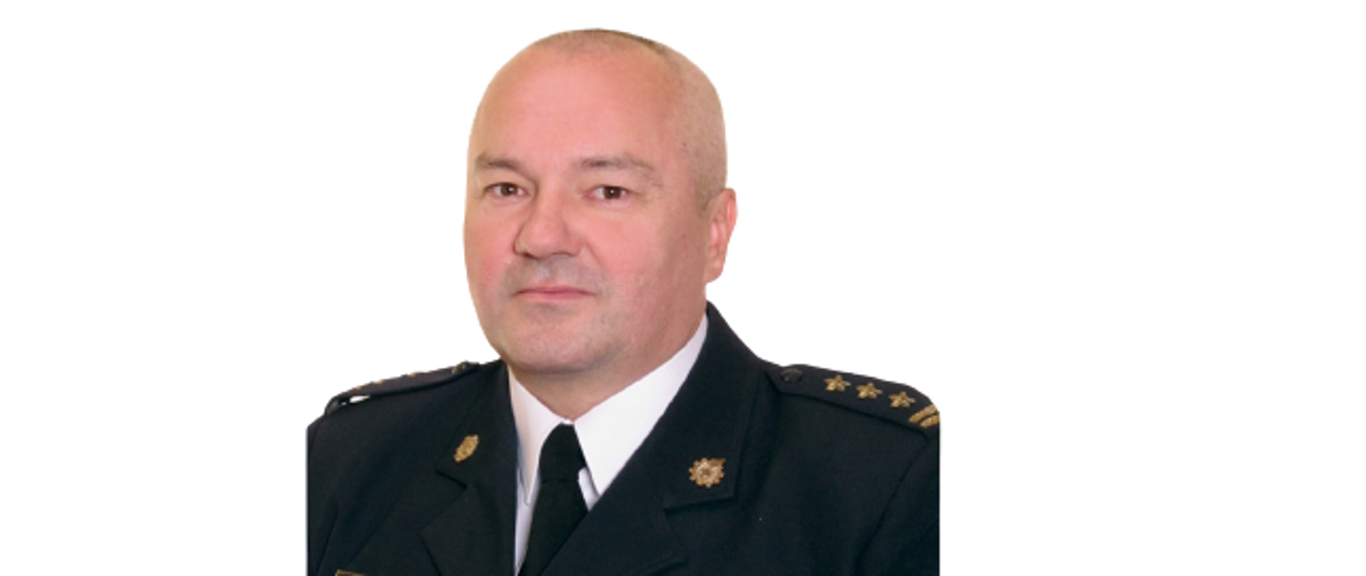 Zdjęcie portretowe Komendanta Powiatowego Państwowej Straży Pożarnej w Wołominie w mundurze galowym