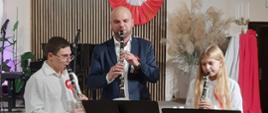 Zespół klarnetowy w składzie Tymoteusz ceglarek, Paweł Majdanik i Jagoda Niemyt