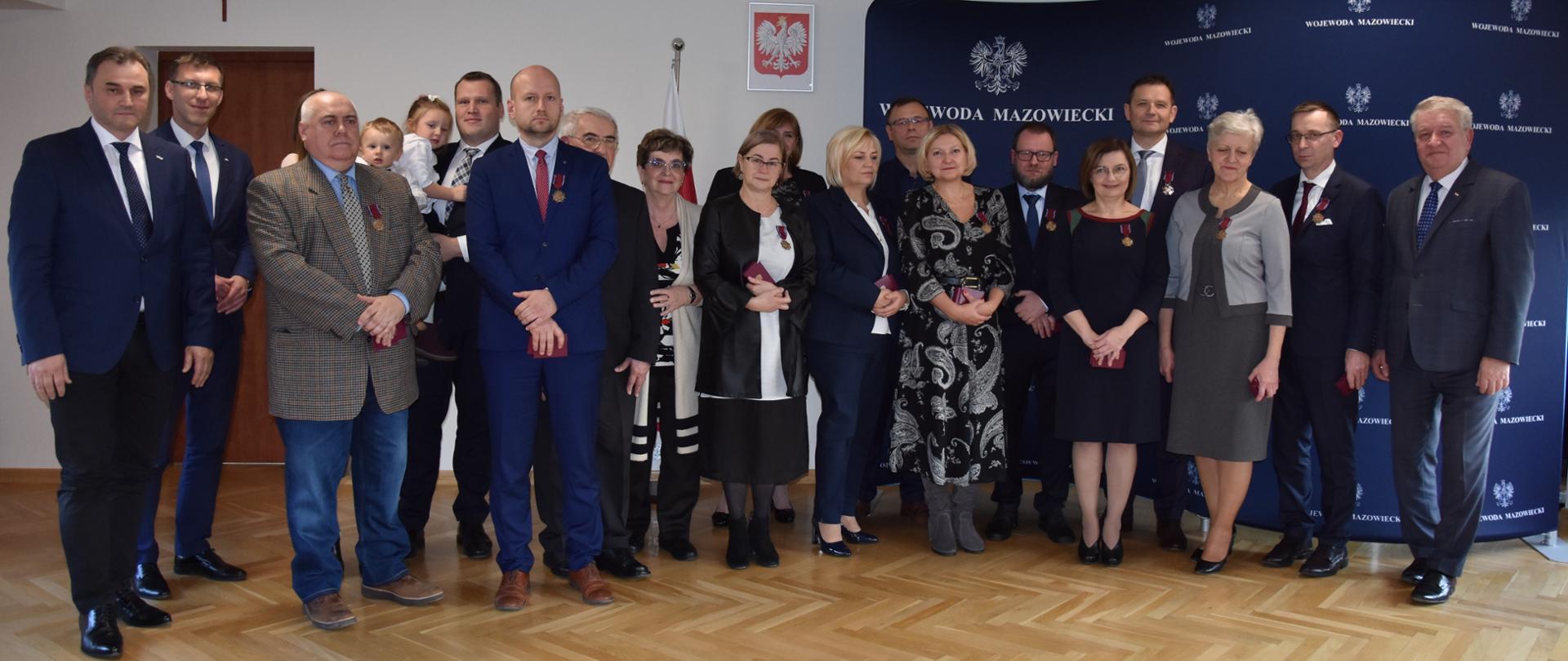 Uroczystość wręczenia odznaczeń państwowych w Delegaturze Mazowieckiego Urzędu Wojewódzkiego w Ostrołęce