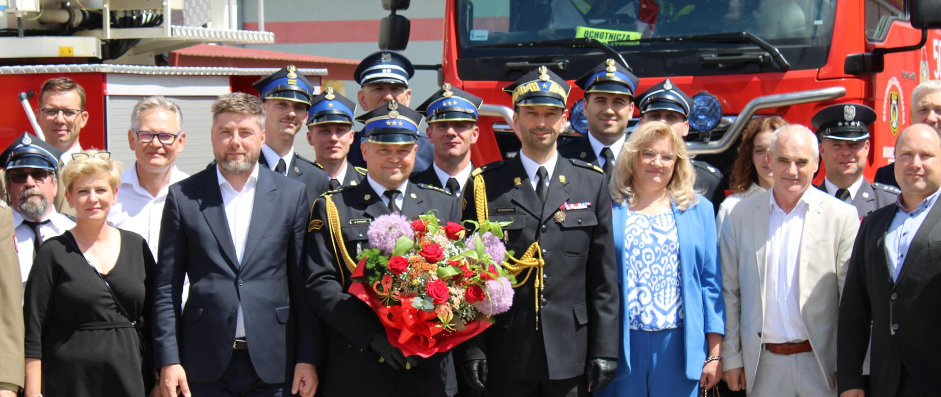Powołanie st.bryg. Jarosława Skalskiego na Komendanta Powiatowego PSP w Nidzicy - zdjęcie wspólne