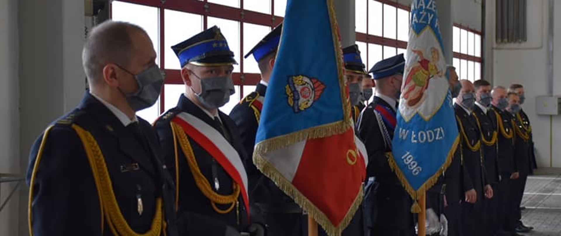 Poczet sztandarowy PSP o OSP