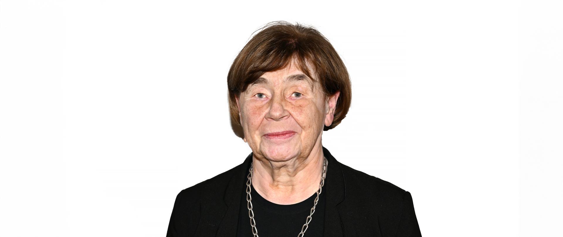 Zdjęcia na białym tle członka Rady Pani Ireny Zofii Romaszewskiej