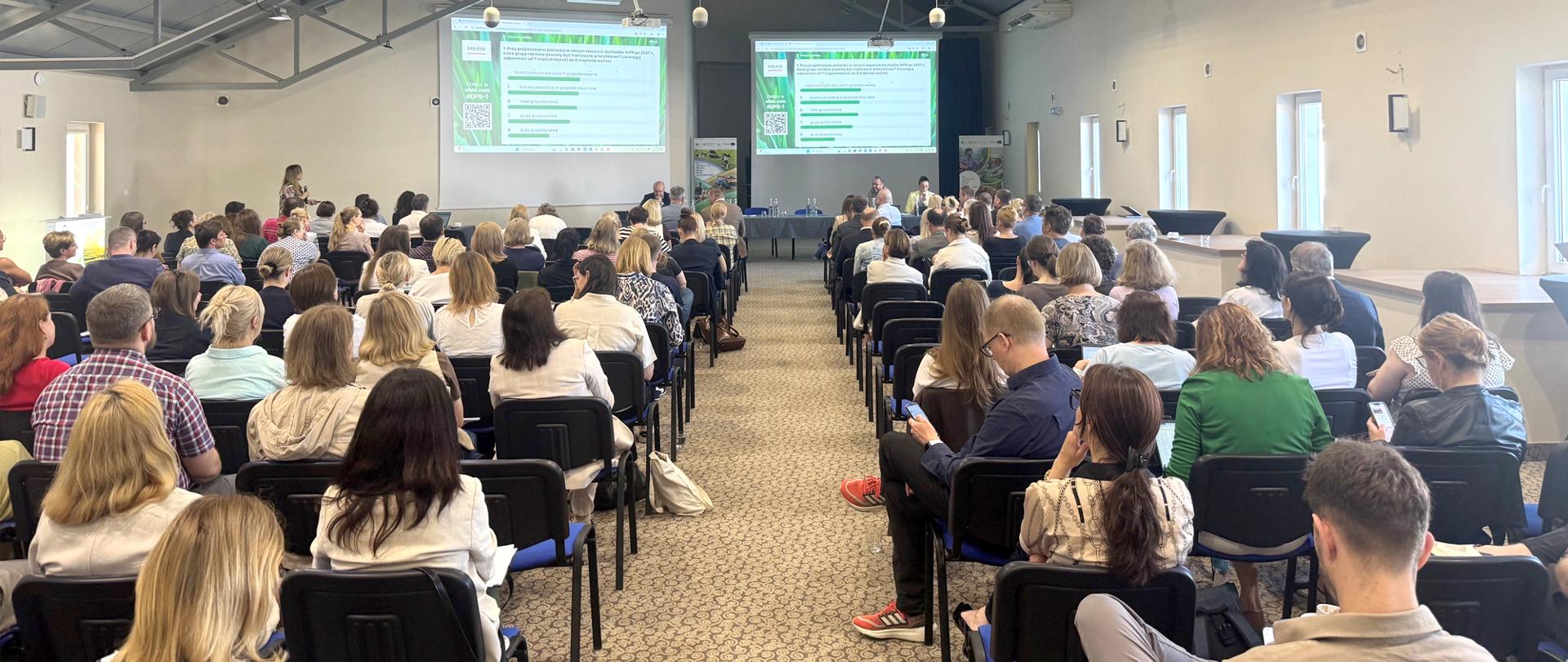 seminarium_w_Paprotn_i