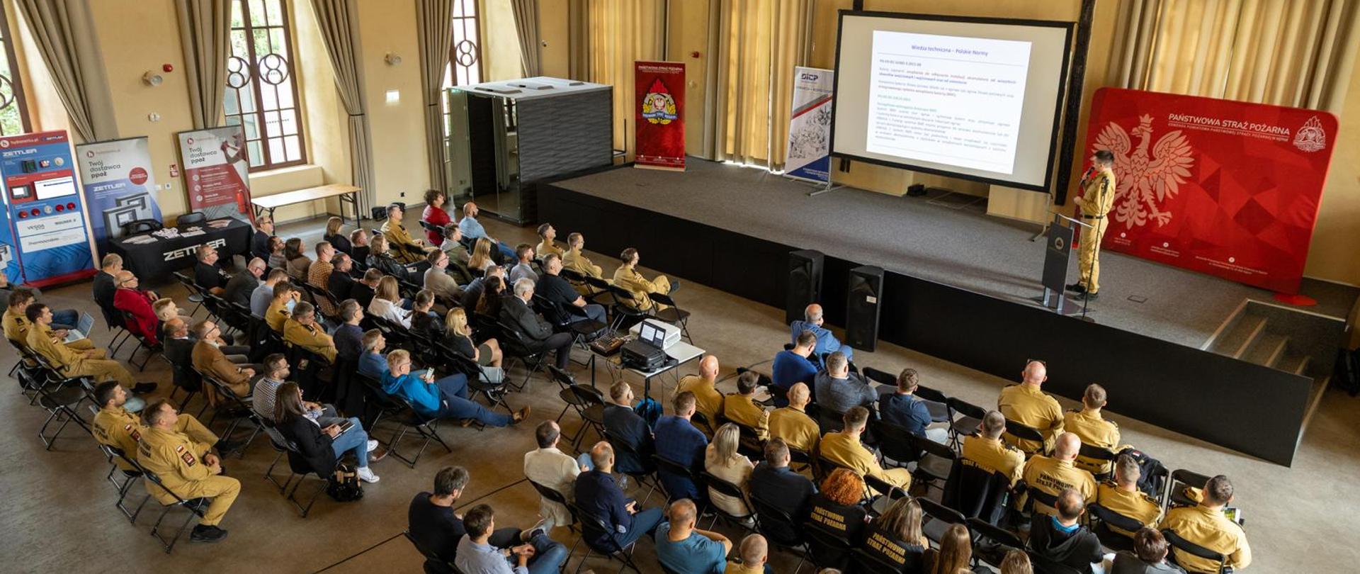 Zgromadzeni uczestnicy