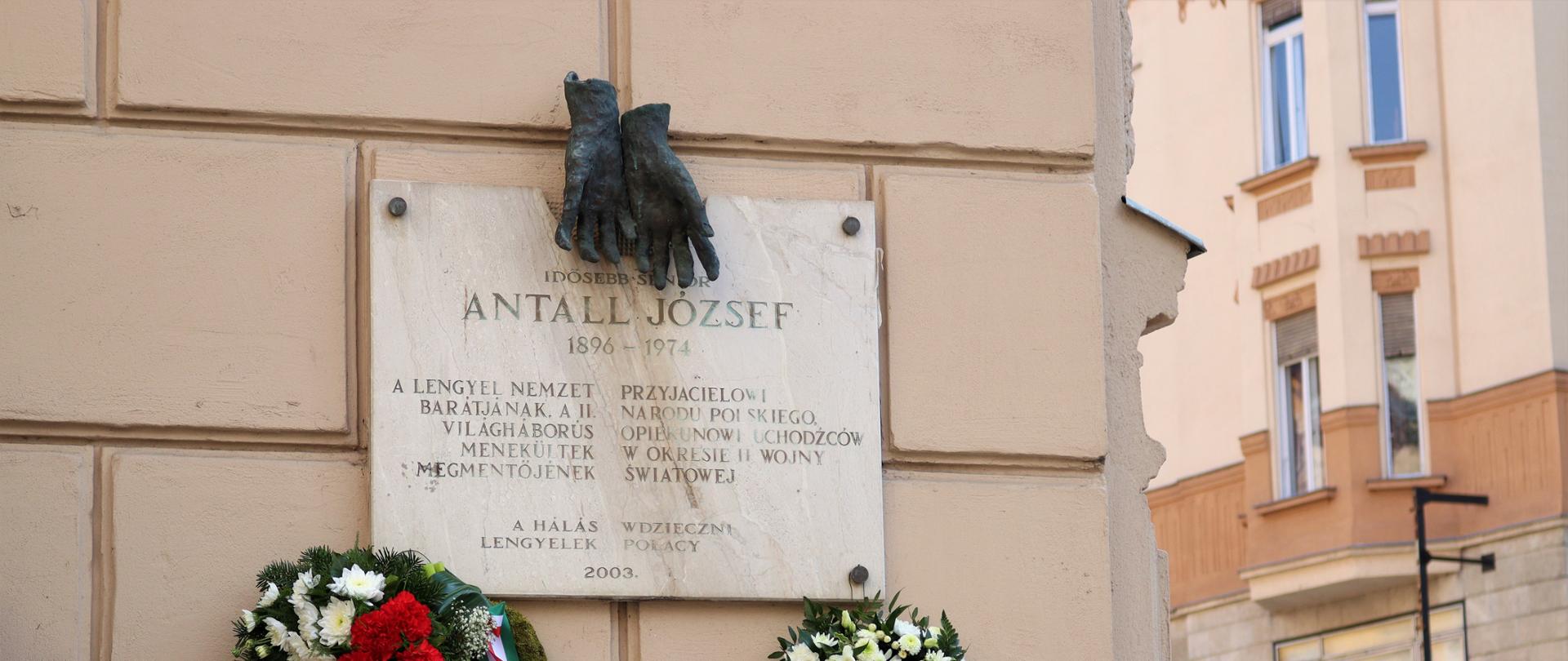 Antall_József_-_tablica_pamiątkowa